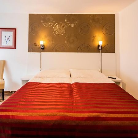 Riviera Rooms Vendegszobak Mosonmagyaróvár Dış mekan fotoğraf