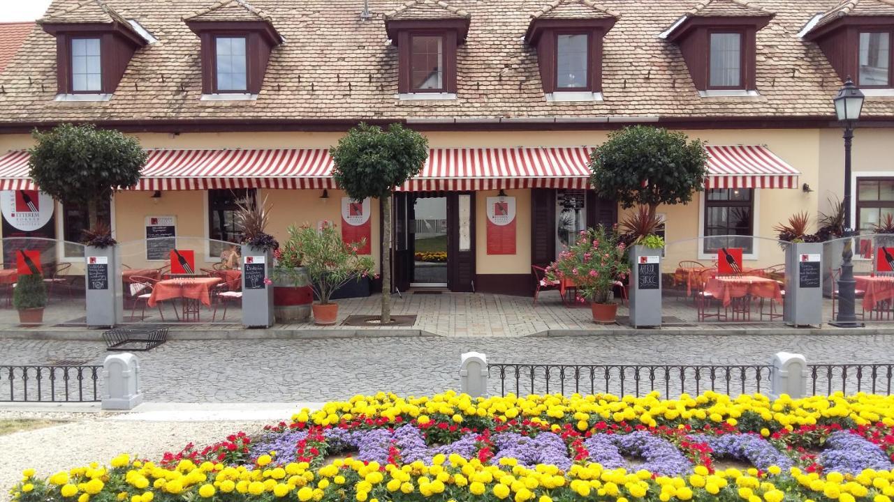 Riviera Rooms Vendegszobak Mosonmagyaróvár Dış mekan fotoğraf